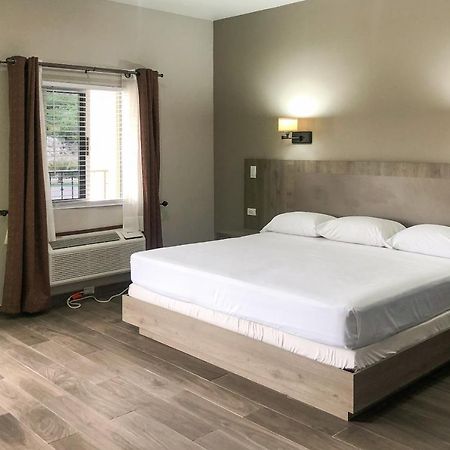 Capital O Palms Hotel, Acuna Ciudad Acuña Zewnętrze zdjęcie