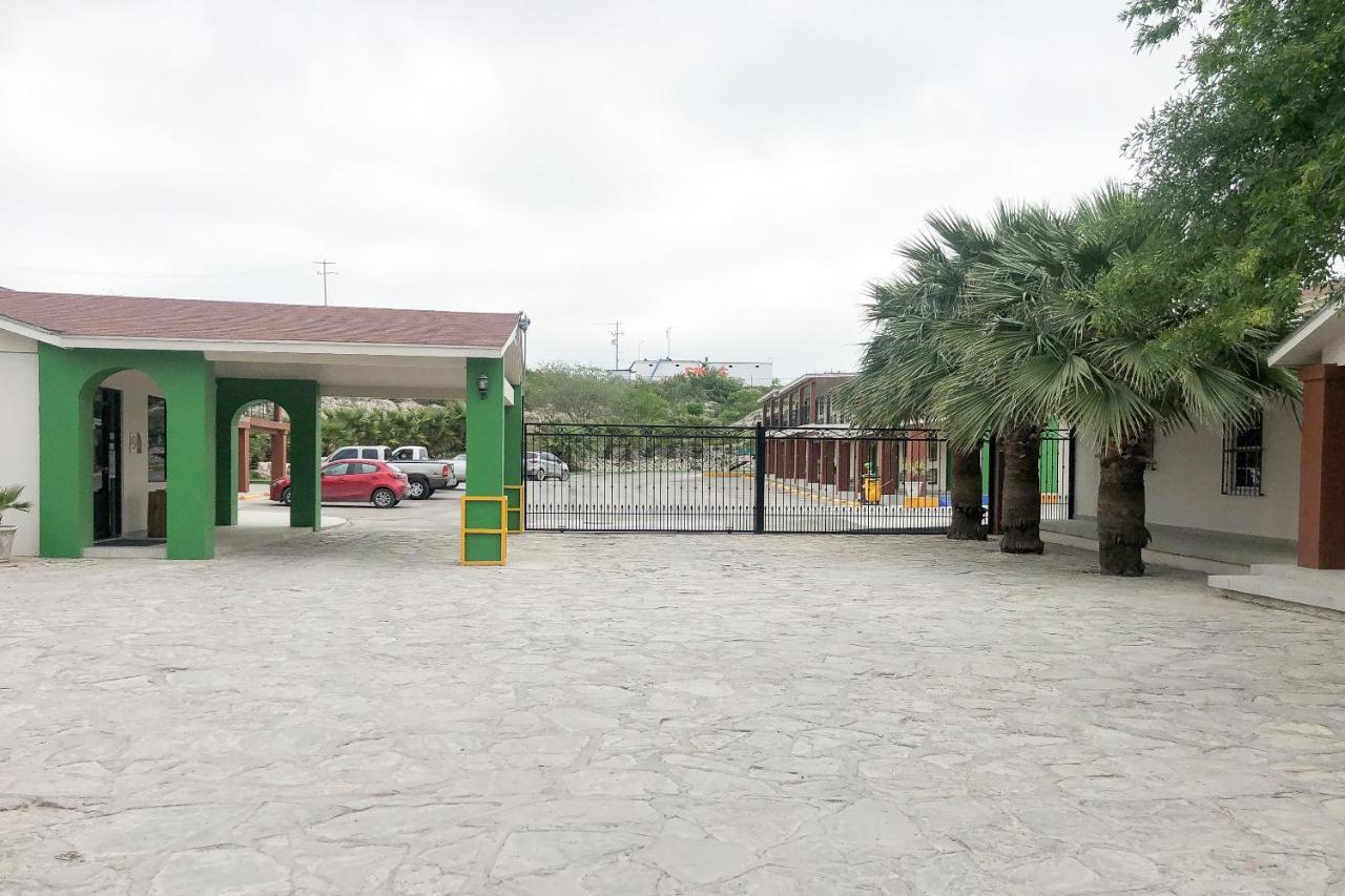 Capital O Palms Hotel, Acuna Ciudad Acuña Zewnętrze zdjęcie